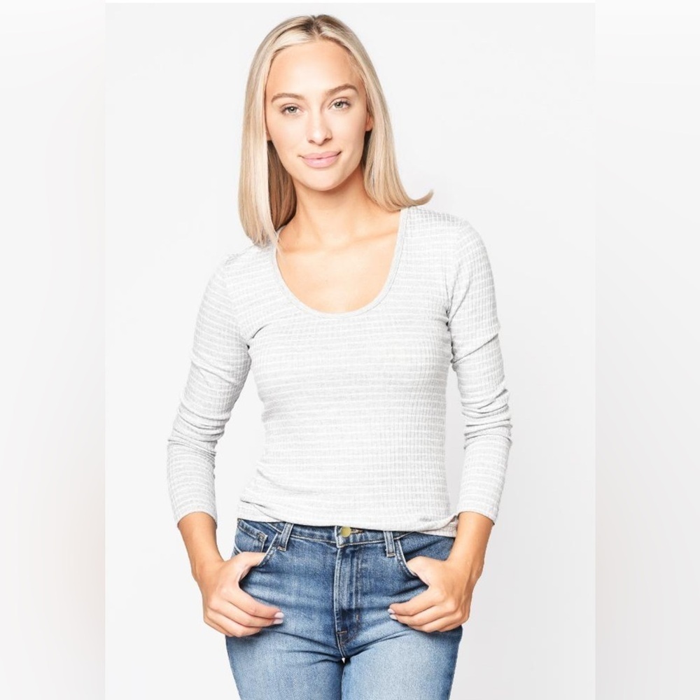 Frame Women's Gray Long Sleeve Striped Ribbed Top. Size-X-Small